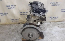 Двигатель без навесного для Audi A4 2014 года на фотографиях