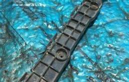 Направляющая бампера задняя правая для Toyota Land Cruiser на фотографиях