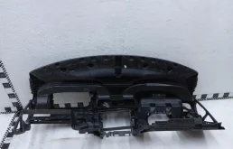 Торпедо (в сборе) для Volkswagen Polo 2014 года на фотографиях