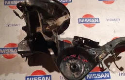 Рычаг задний левый нижний для Nissan X-Trail 2015 года на фотографиях