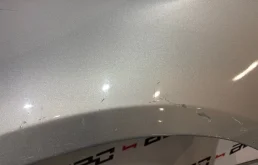 Крылья для Volkswagen Passat 2004 года на фотографиях