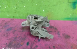 Суппорт задний правый для Skoda Octavia на фотографиях