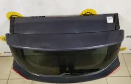 Крышка багажника для Ford Kuga 2011 года на фотографиях