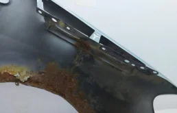 Крыло левое для Volkswagen Caddy 2008 года на фотографиях