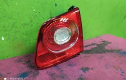 Фонарь правый для Volkswagen Tiguan 2009 года на фотографиях