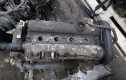 Двигатель для Opel Vectra 1999 года на фотографиях