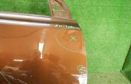 Дверь передняя правая для Toyota RAV4 2014 года на фотографиях