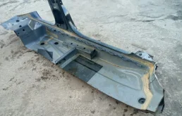 Стойка кузова центральная левая для Volkswagen Polo на фотографиях