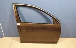 Дверь передняя правая для Volkswagen Jetta 2008 года на фотографиях