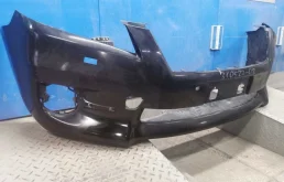 Бампер передний для Toyota RAV4 2006 года на фотографиях