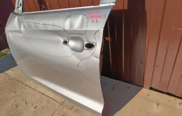 Дверь передняя левая для Hyundai Tucson 2015 года на фотографиях