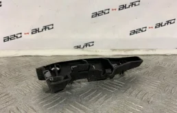 Направляющая бампера передняя правая для Citroen DS4 на фотографиях