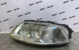 Фары для Volkswagen Passat 2000 года на фотографиях