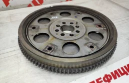 Редуктор заднего моста для Mitsubishi Pajero 1997 года на фотографиях