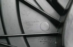 Кронштейн заднего бампера правый для BMW X3 2012 года на фотографиях