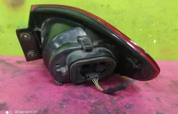 Фонарь левый для Volkswagen Tiguan 2009 года на фотографиях