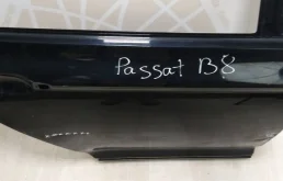 Дверь задняя правая для Volkswagen Passat 2017 года на фотографиях