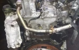 Двигатель без навесного для Mazda MPV 1998 года на фотографиях