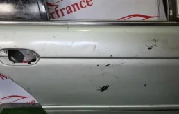 Дверь задняя правая для BMW 5er 2001 года на фотографиях