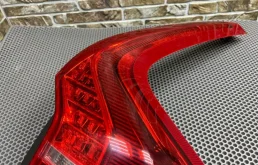 Фонарь правый для Volvo XC90 2017 года на фотографиях