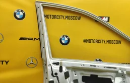 Двери для Mercedes-Benz C class 2004 года на фотографиях