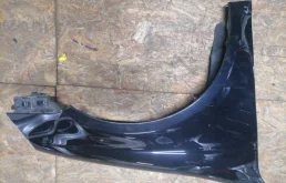 Крылья для Volkswagen Jetta 2005 года на фотографиях