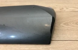 Стекло двери заднее правое для Volkswagen Touareg 2015 года на фотографиях