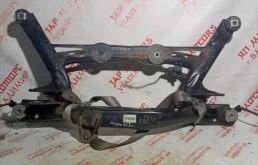 Задний подрамник для Volkswagen Tiguan 2013 года на фотографиях