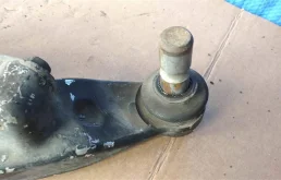 Рычаг передний левый верхний для Nissan Murano 2013 года на фотографиях