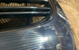 Решетка радиатора для Volkswagen Jetta 2008 года на фотографиях