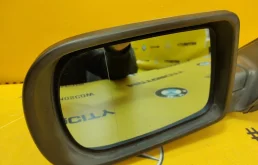 Стекла и зеркала для BMW 5er 2001 года на фотографиях