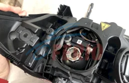 Фара би-ксенон правая для Mercedes-Benz S class на фотографиях