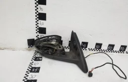 Зеркало боковое правое для Skoda Octavia 2015 года на фотографиях