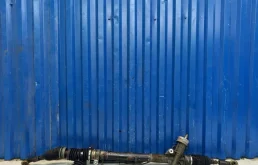 Рулевая рейка для Audi A6 2002 года на фотографиях