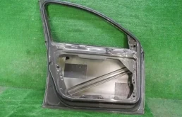 Дверь передняя левая для Volkswagen Passat 2013 года на фотографиях