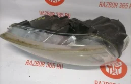 Фара правая для Volkswagen Jetta 2008 года на фотографиях