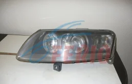 Фара левая для Audi A6 2009 года на фотографиях