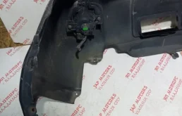 Бампер передний для Nissan X-Trail 2000 года на фотографиях