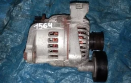 Генератор для BMW 5er 2004 года на фотографиях