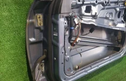 Дверь передняя правая для BMW 5er 2000 года на фотографиях