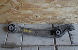 Качающийся рычаг правый для Audi A4 на фотографиях