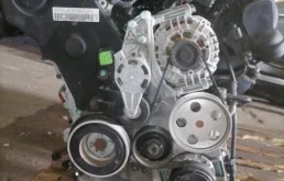 Двигатель для Audi A4 2008 года на фотографиях