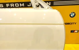 Двери для BMW 5er 2001 года на фотографиях