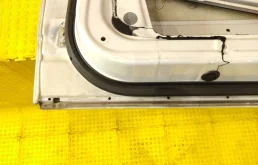 Двери для BMW 5er 2001 года на фотографиях