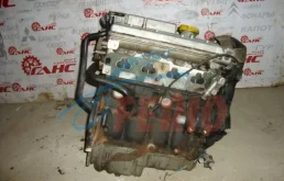 Двигатель без навесного для Opel Astra 1997 года на фотографиях