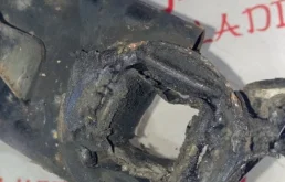 Задний подрамник для Volkswagen Tiguan 2013 года на фотографиях