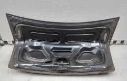 Крышка багажника для Renault Logan 2005 года на фотографиях