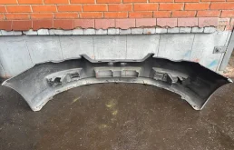 Бампер передний для Subaru Legacy 2005 года на фотографиях