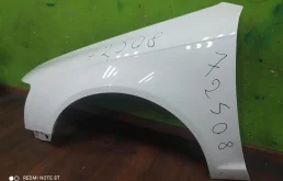 Крыло левое для Audi A6 2010 года на фотографиях