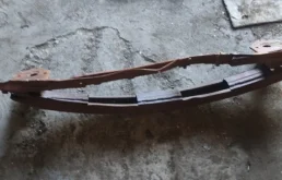 Усилитель переднего бампера для Hyundai Tucson 2004 года на фотографиях